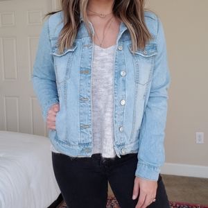 MNG denim jean light wash jacket size medium